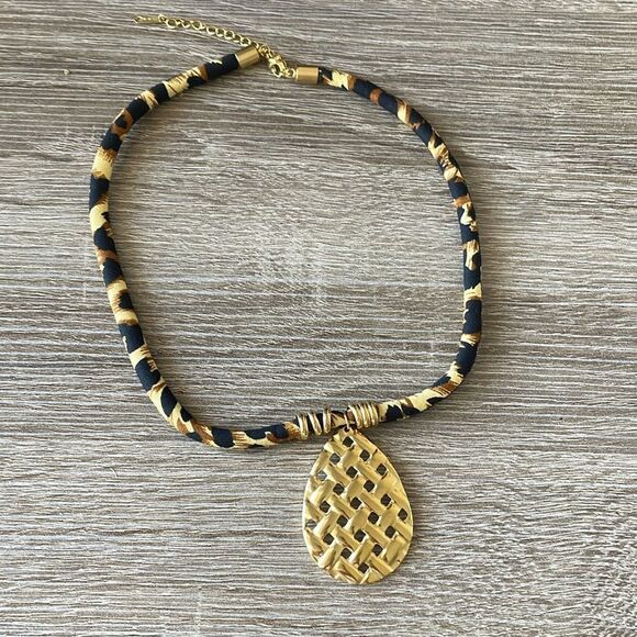 Gold Pendant Necklace with Animal Print Cord N980 - Picture 2 of 4